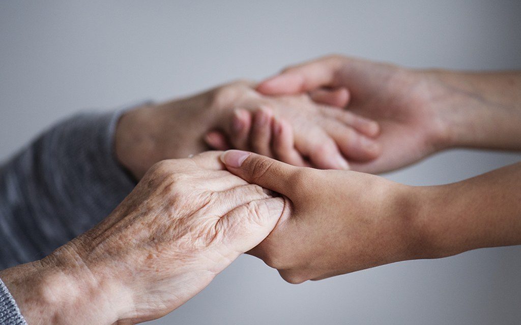 ATENCIÓN SOCIOSANITARIA A PERSONAS EN EL DOMICILIO